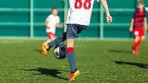 卡瓦尼达成200球壮举，巴黎圣日耳曼4-3逆转波尔多