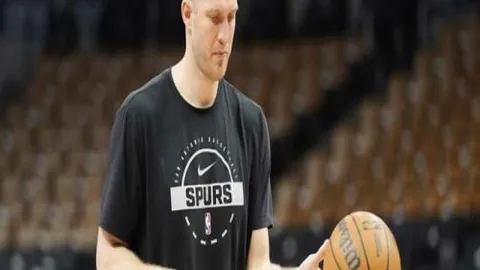 利物浦5-0横扫韦斯咸，沙拿独造四球，利物浦积分榜领先优势增至8分